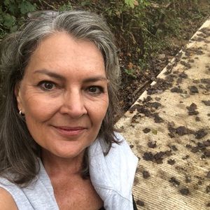 Meet your Posher, Debbie